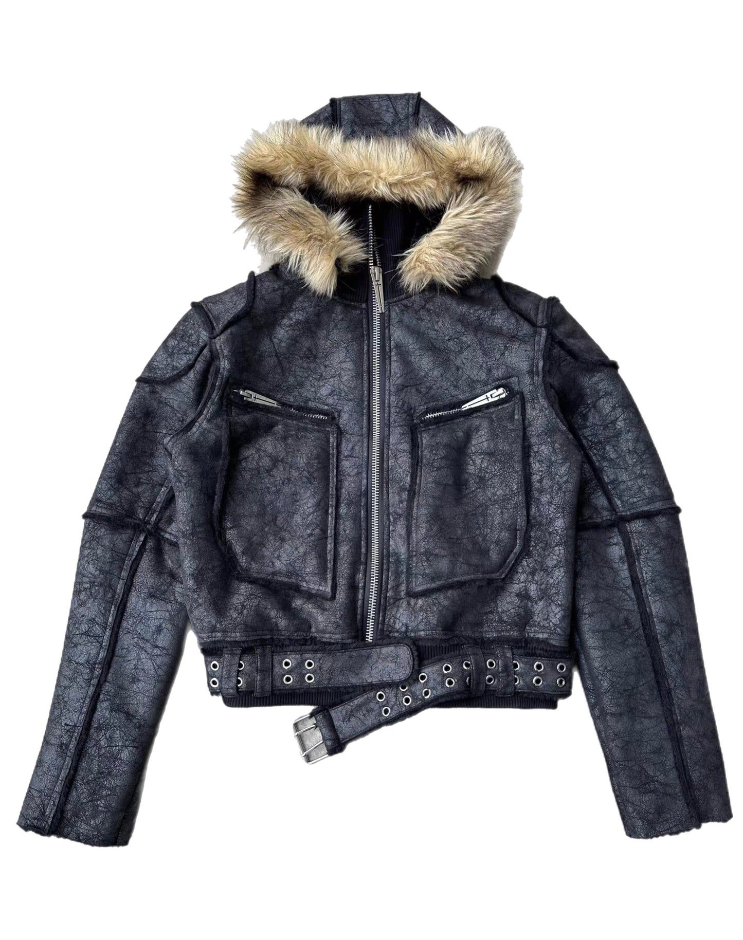 クラッシュ テクスチャー ファーカラー レザー ジャケット
Cracked Texture Fur Collar Leather Jacket