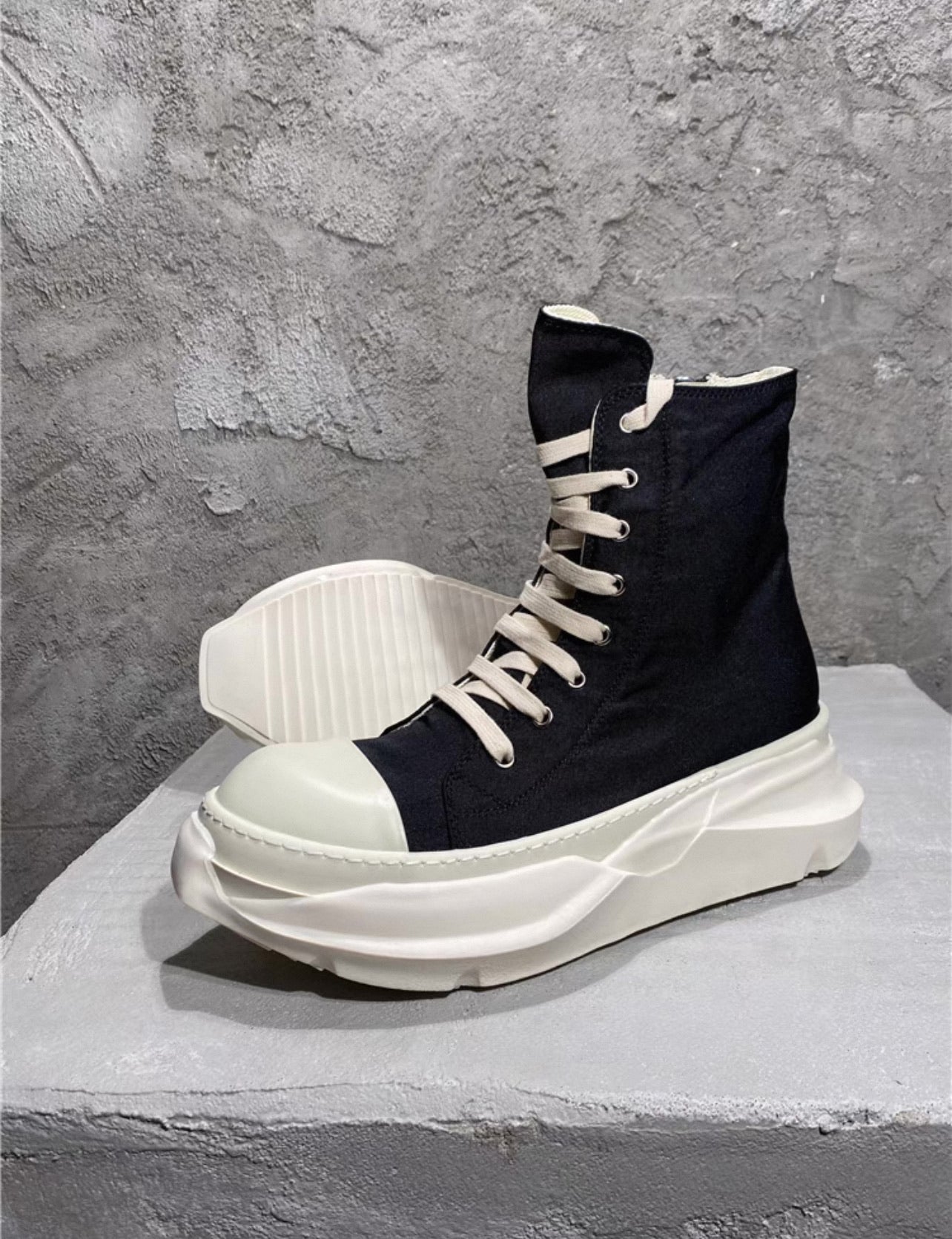 ABSTRACT HIGH INSPIRED