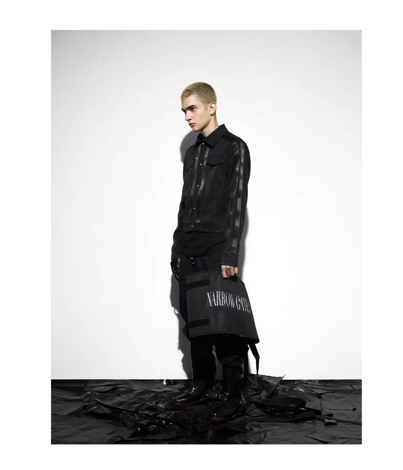 ブラック エンボス レザー ショート ジャケット
Black Embossed Short Leather Jacket