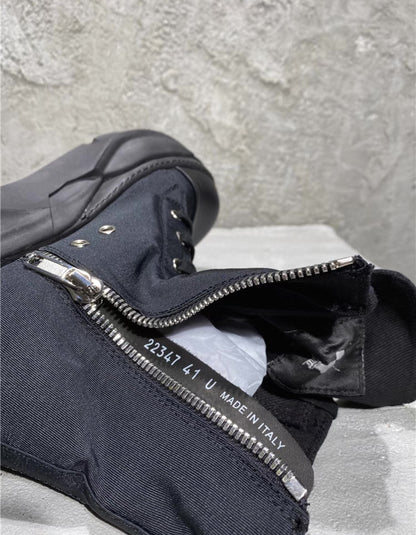 ABSTRACT HIGH BLACK INSPIRED