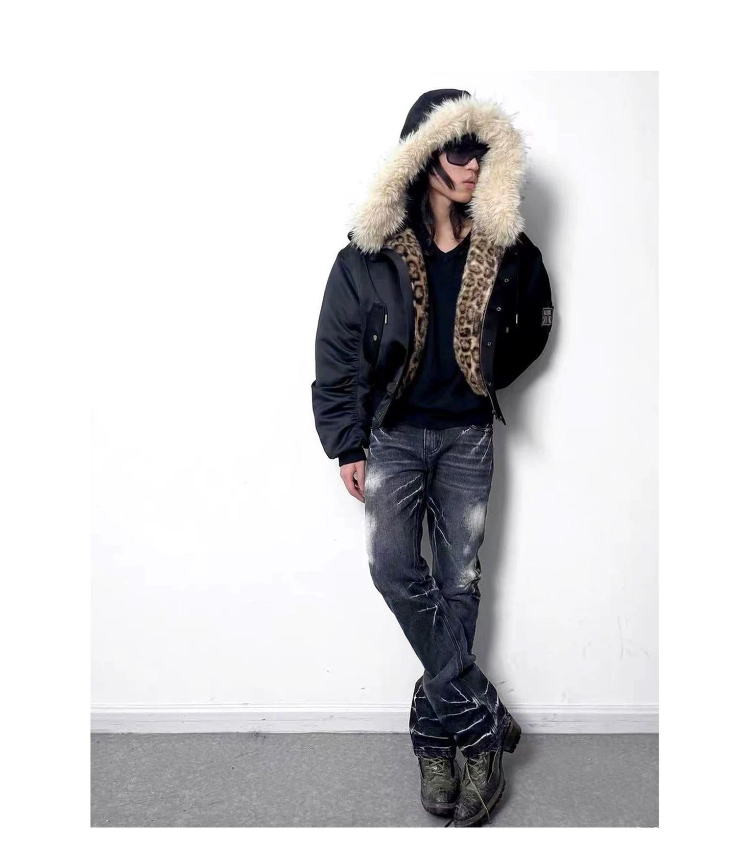 オリジナル フーデッド ファーカラー パデッド ジャケット
Hooded Padded Jacket with Fur Collar