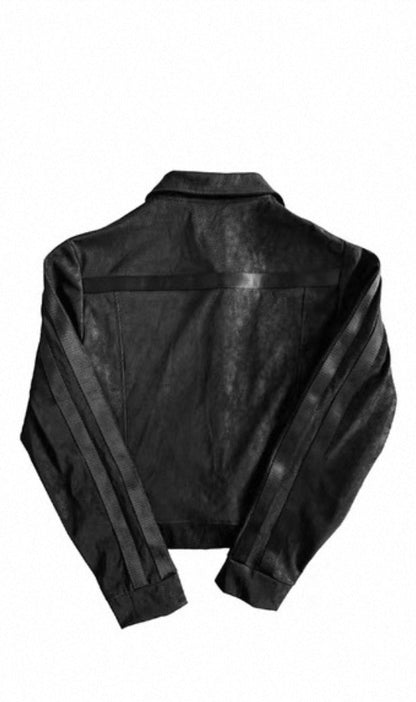 ブラック エンボス レザー ショート ジャケット
Black Embossed Short Leather Jacket